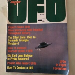UFO Magazine May 1977 Vintage Collectible - Green/White Cover